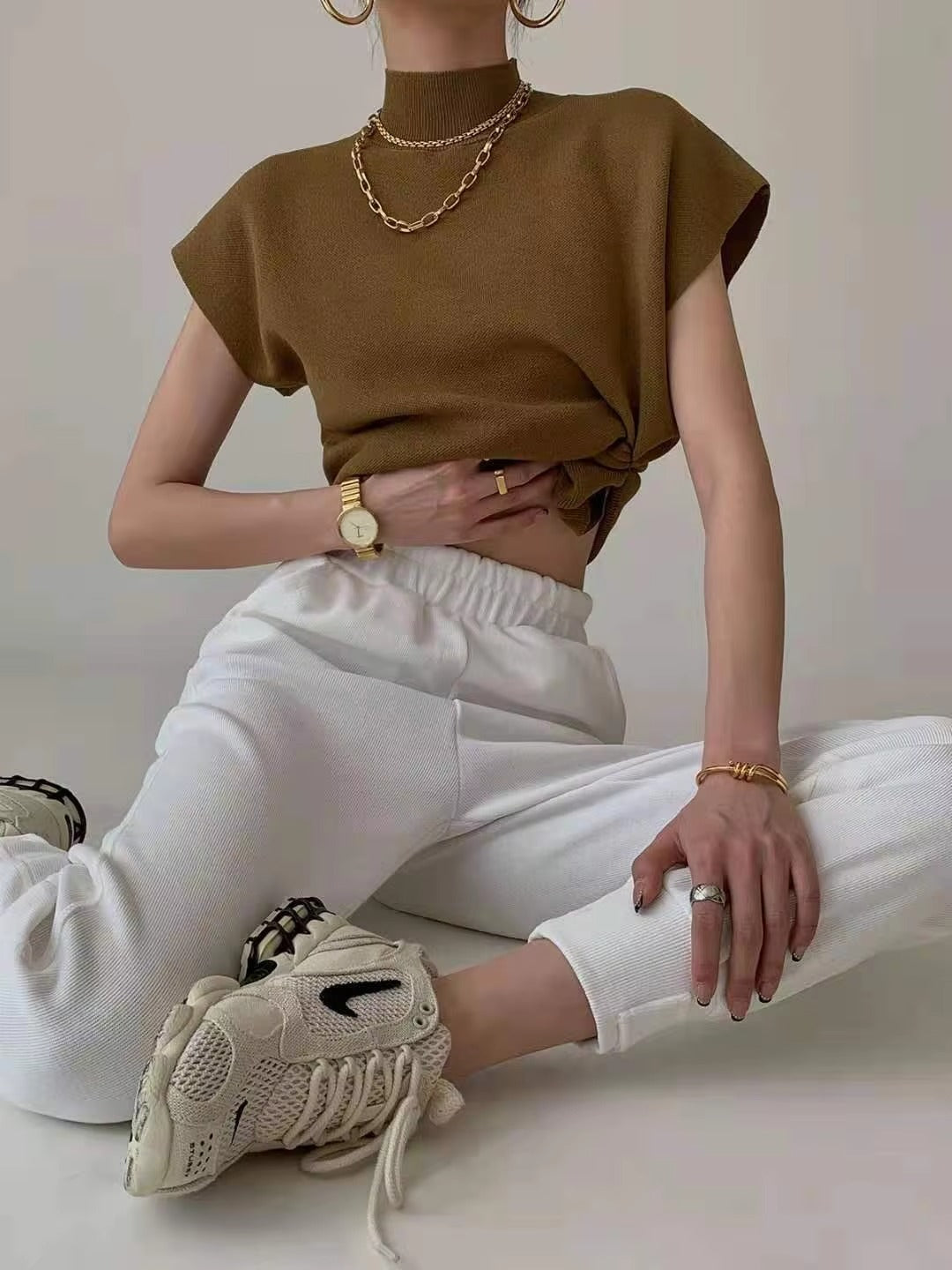Short-sleeved women's T-shirt – spring-summer, half turtleneck, knitted, loose, vest style