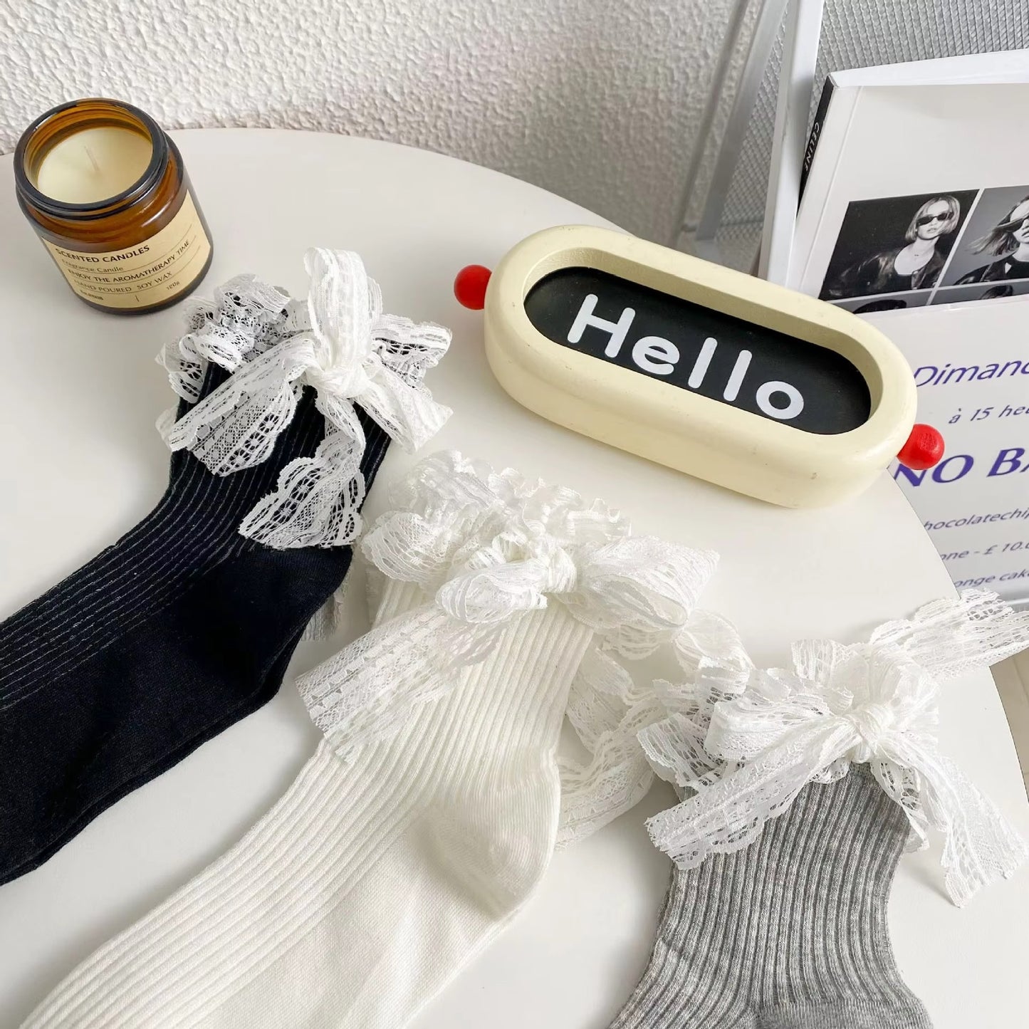 Hollow thin breathable socks – cute lace bow, thin style